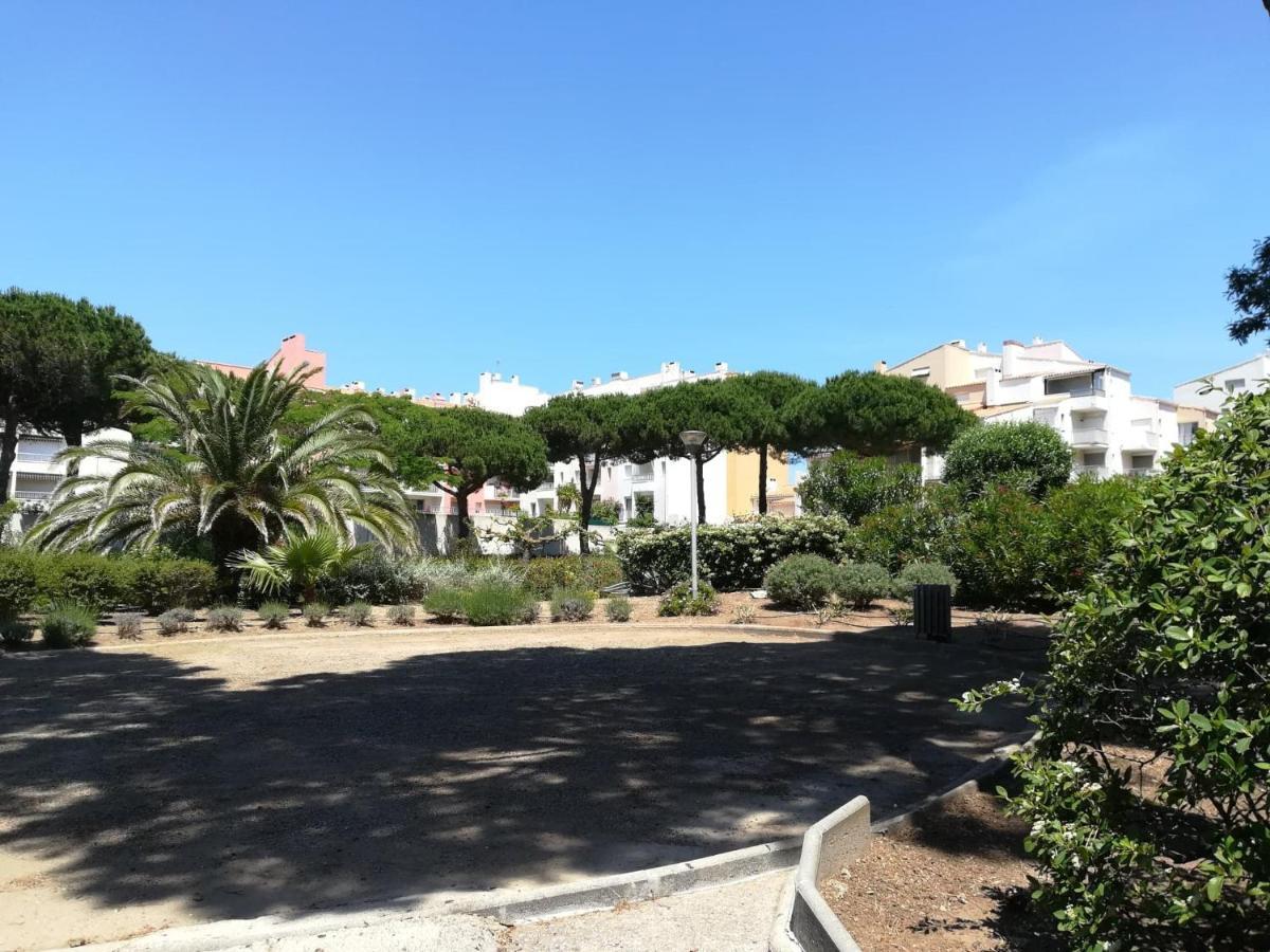 Studio Cabine Vue Port Avec Parking Prive, Piscine, Parc, Boulodrome Agde Dış mekan fotoğraf