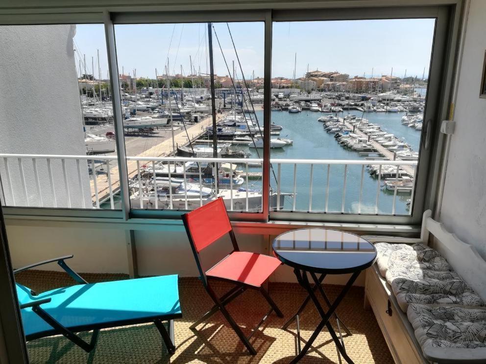 Studio Cabine Vue Port Avec Parking Prive, Piscine, Parc, Boulodrome Agde Dış mekan fotoğraf