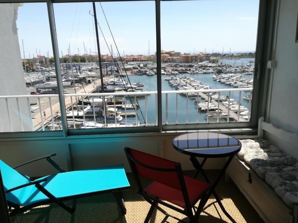 Studio Cabine Vue Port Avec Parking Prive, Piscine, Parc, Boulodrome Agde Dış mekan fotoğraf